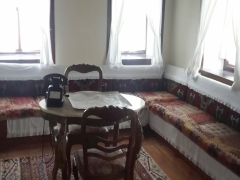 Evrensel Kolej